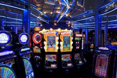 pengeluaran sydney live dealer table interface showing blackjack game on mobile